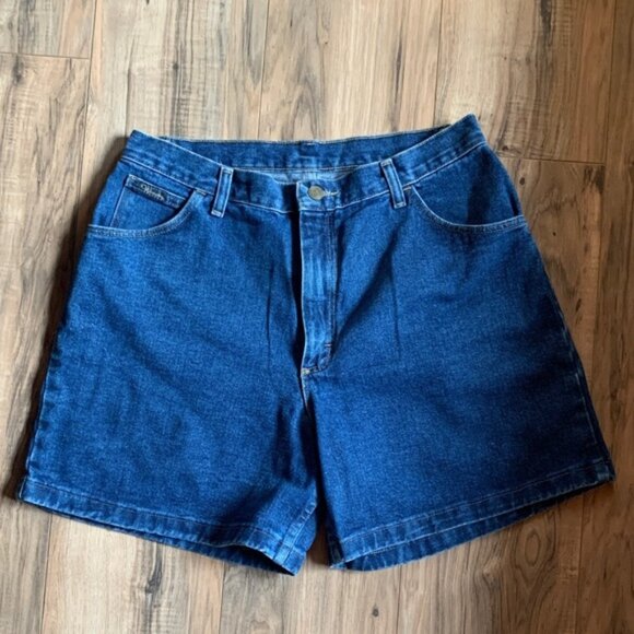 Women's Wrangler Vintage High Rise Medium Wash Classic Denim Blue Jean Shorts 32 - Picture 1 of 11
